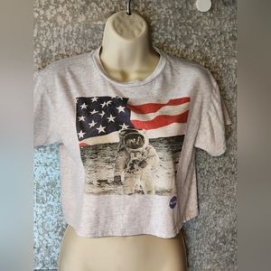 Freeze Grey T Shirt Crop Style with NASA-Flag Photo Juniors XS